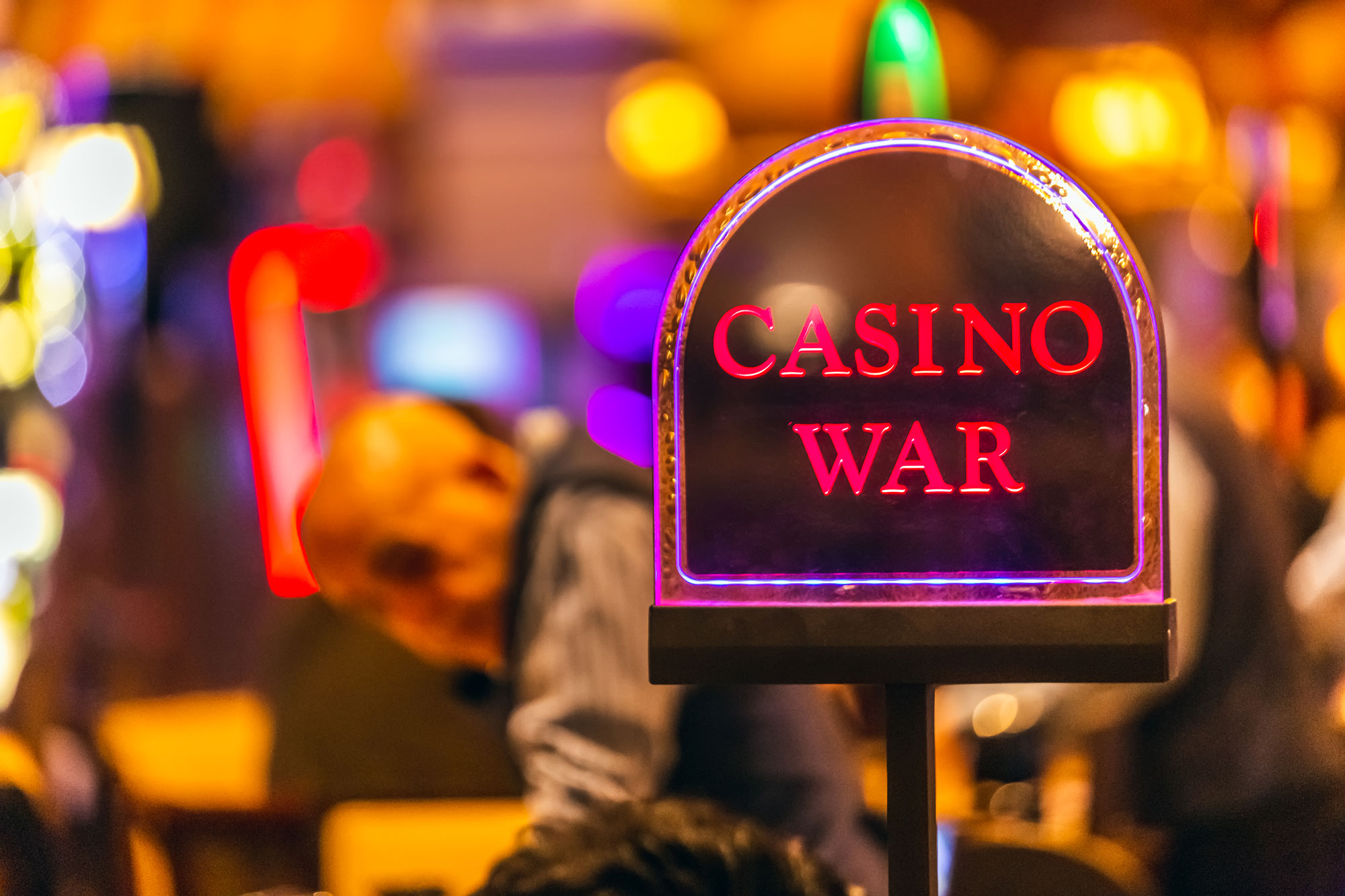 How To Play Casino War - Resorts World New York